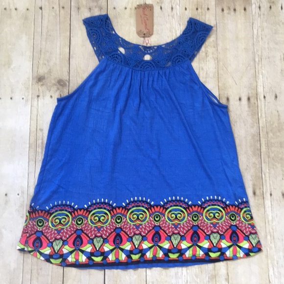 Red Camel Tank Top - Picture 3 of 3